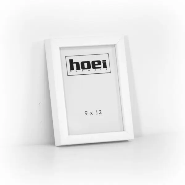 Fotoramme i 9x12 cm, hvidmalet med almindelig glas og bagstøtte