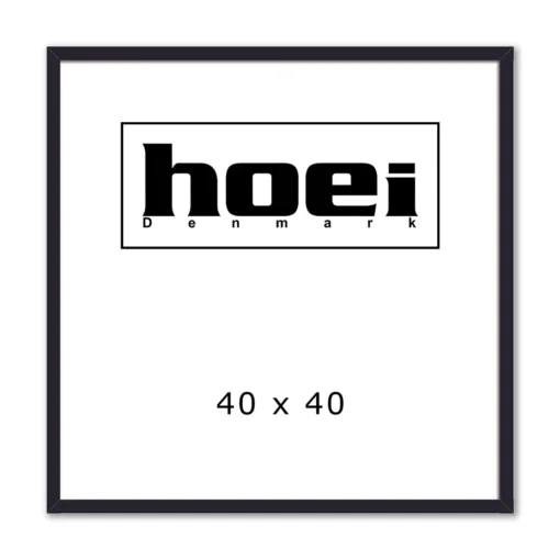 Sort kvadratisk og trendy træramme i 40x40 cm med almindelig glas.