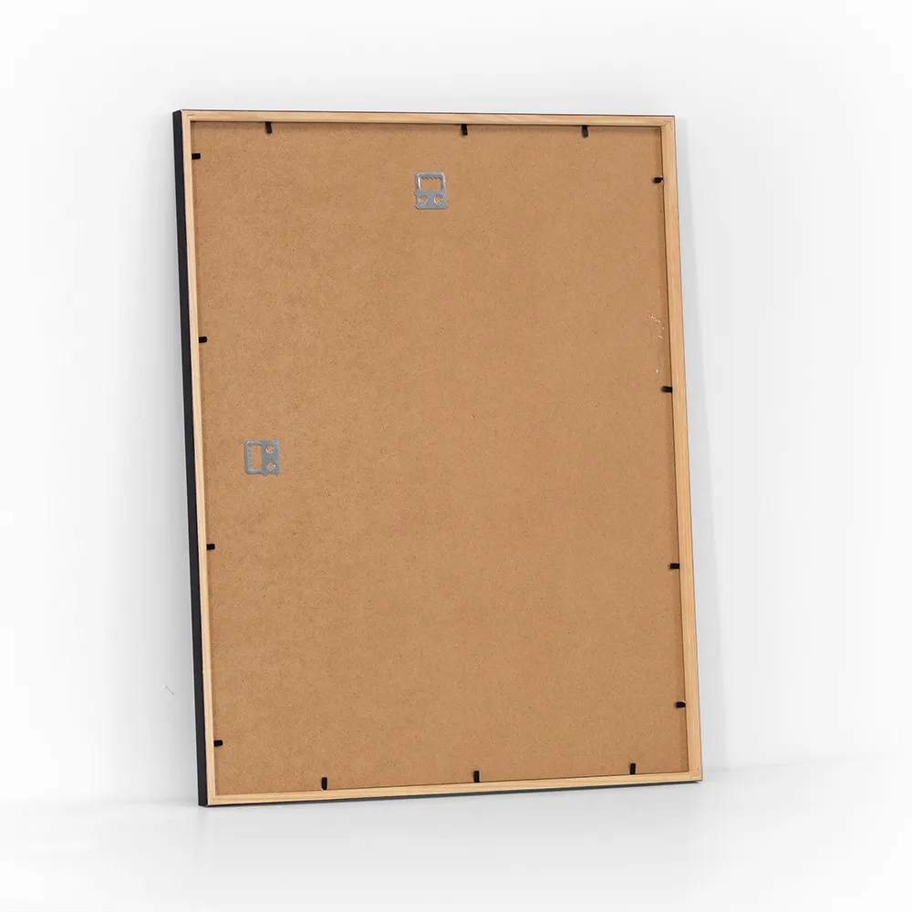 Billedramme i sort træ - 40x50 cm med plexiglas monteret