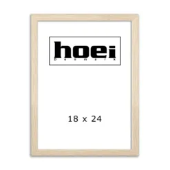 Fotoramme i egetræ look 18x24 med almindelig glas og bagstøtte til at stå.