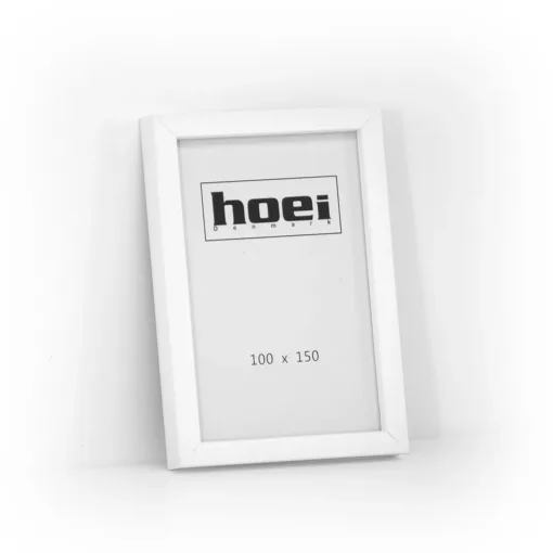 Hvid ramme i 10x15 cm, med almindelig glas og bagstøtte