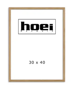 Massiv egetræ billederamme i 30x40 cm, med alm. glas og ophæng