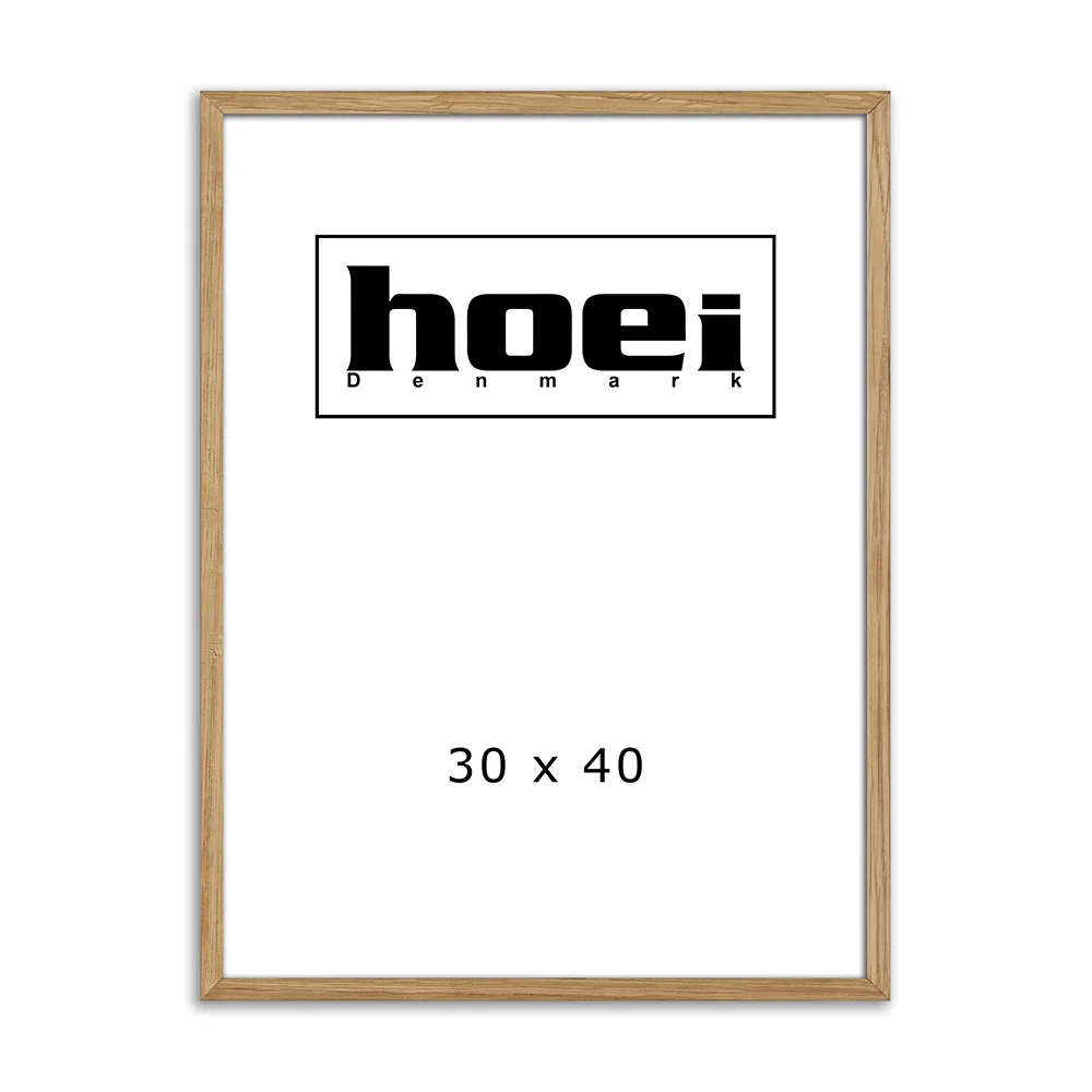 Massiv egetræ billederamme i 30x40 cm, med alm. glas og ophæng