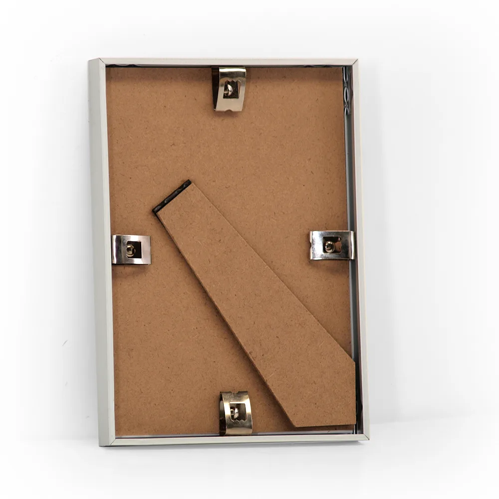 Mat sølvramme i aluminium 15x21 cm. (A5) Mat sølvramme i aluminium 15x21 cm. (A5)