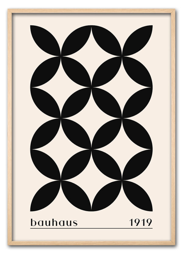 Bauhaus Cross Pattern – Classic Black Eg