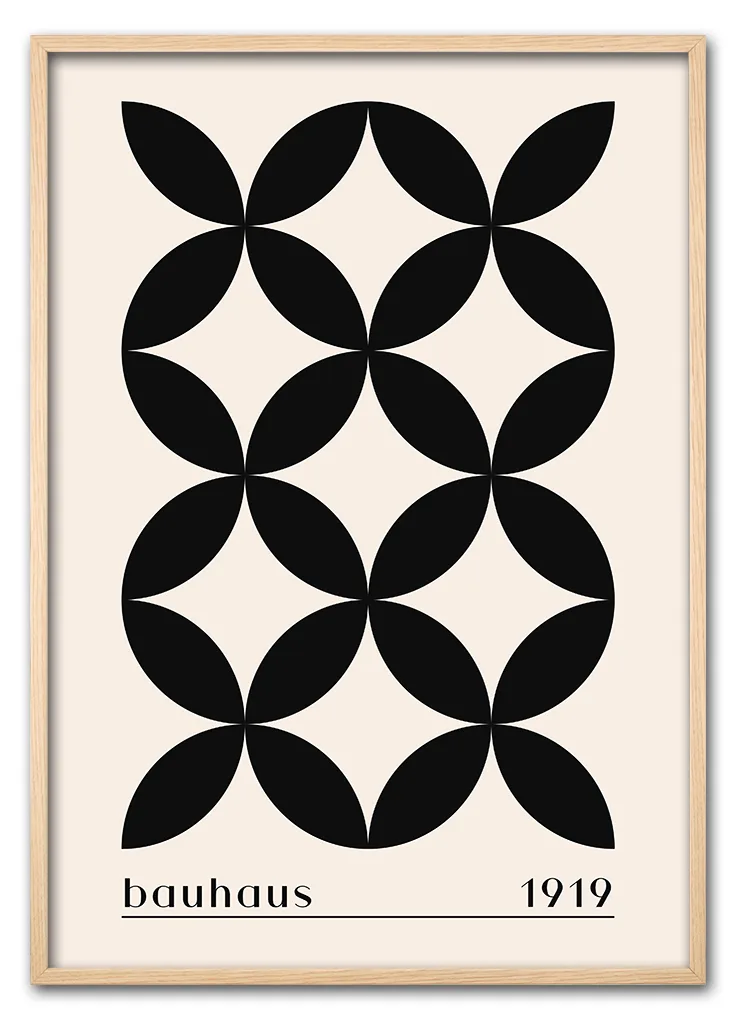 Bauhaus Cross Pattern – Classic Black Eg