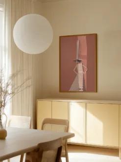 Alternative view of City girl