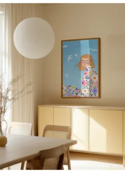 Alternative view of Floral Breeze