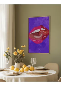 Alternative view of Kissing