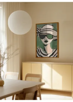 Alternative view of Shades of Elegance