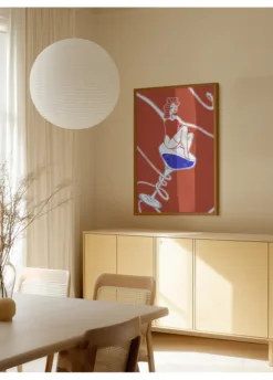 Alternative view of Show girl