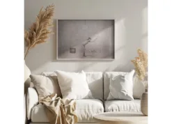 Alternative view of The show must go on...