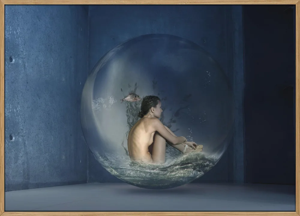 Trapped in the crystal ball_Massiv-eg