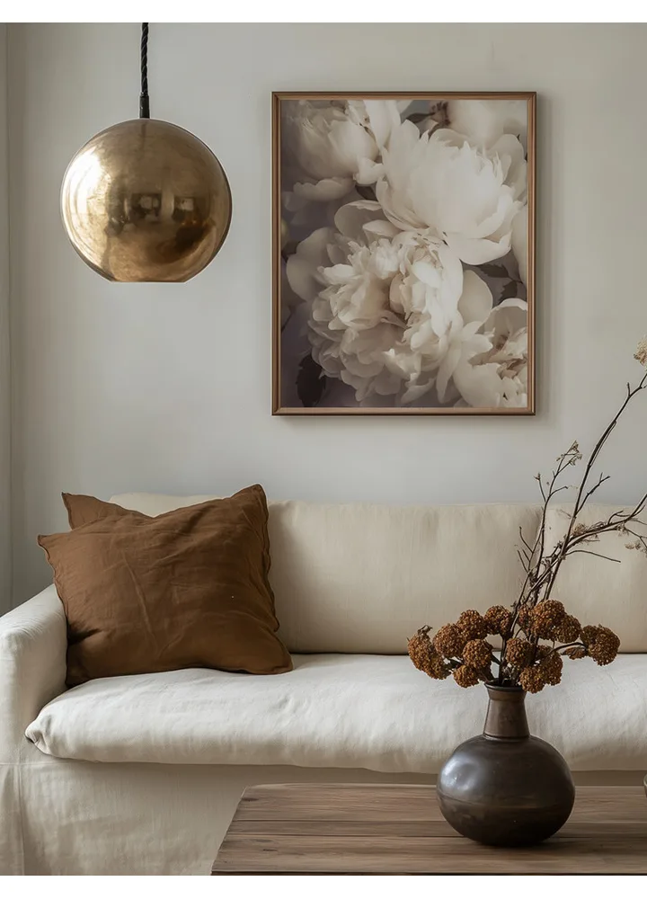 White Peonies In Bloom_Int1