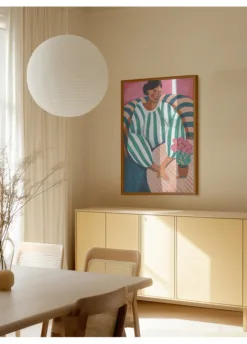 Alternative view of Woman in stripes in thought