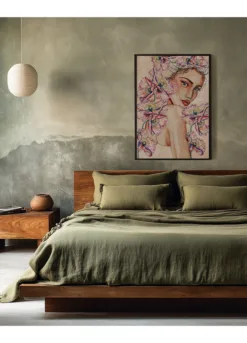 Alternative view of Woman wih Poppies